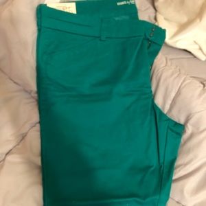 Green khaki gap pants